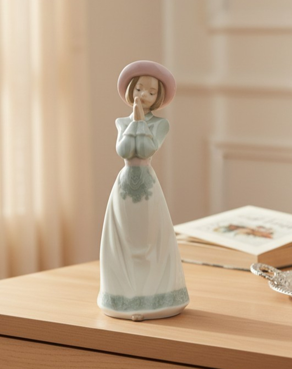 NAO by Lladro Young Lady With Hat Praying Figurine Retired Spain 1994 8"